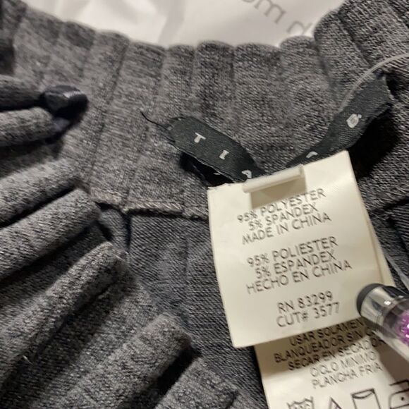 Tiana B Jersey L Knit Short Sleeve Pullover Shift Dress Pockets Comfortable Grey - Picture 13 of 14